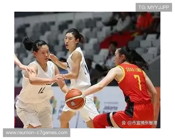 中国女篮逆袭战胜美国队挺进奥运决赛全员拼搏展现强大团队实力