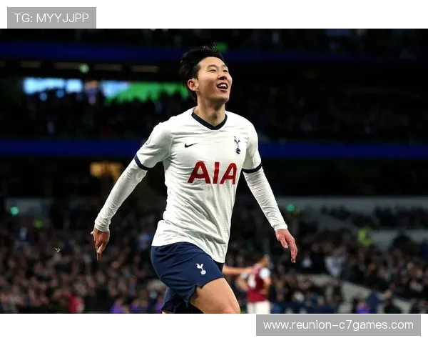 卢顿俱乐部最新动态解析 球队转会与赛季目标全揭秘